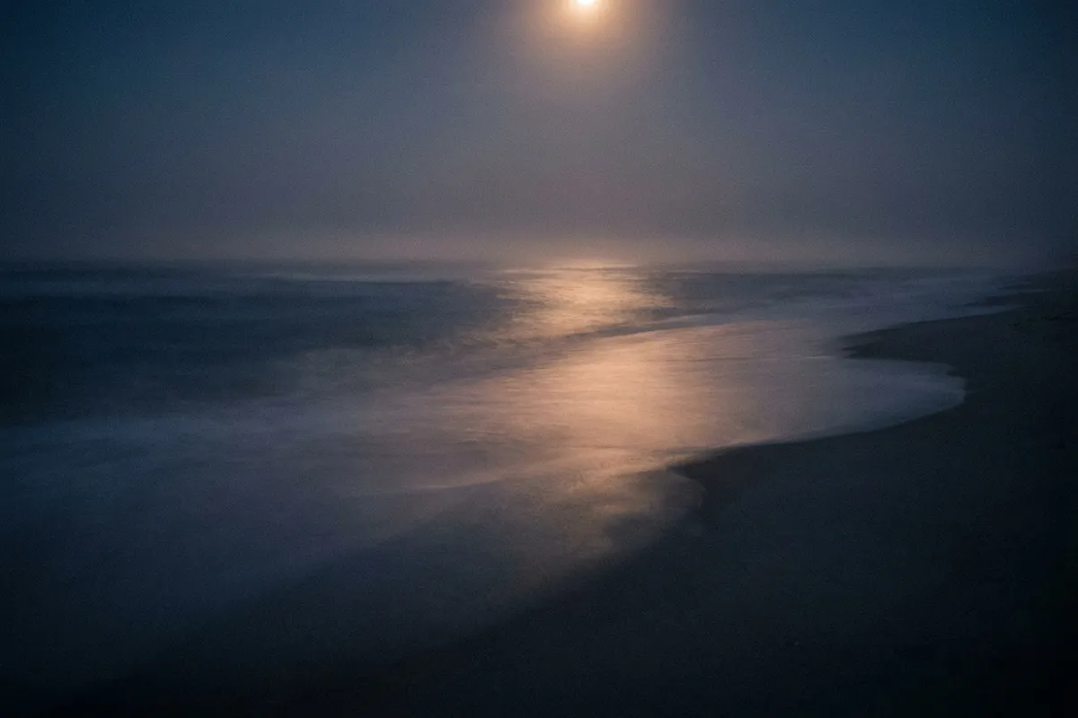 The midnight tide